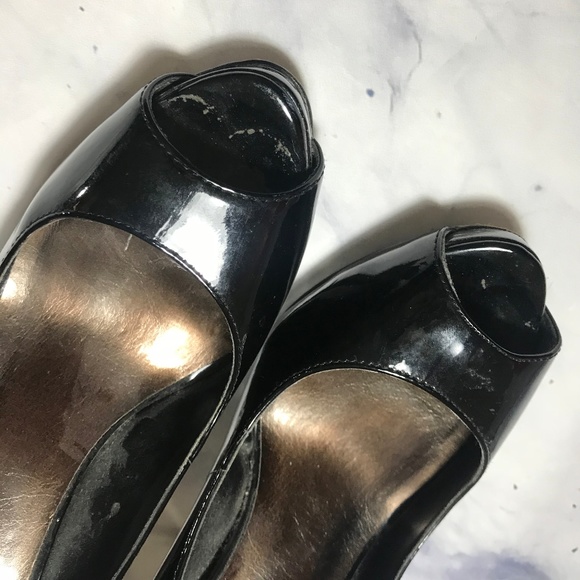 Steve Madden Black & Leopard Patent Leather Heels - Picture 3 of 8